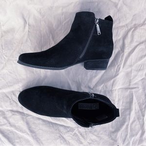 Blondo Waterproof Suede Booties